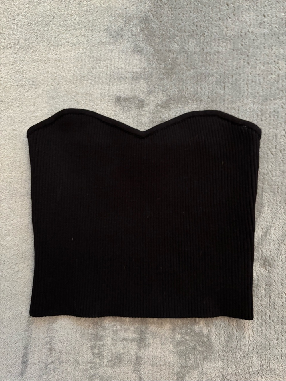 Forever 21 Black Strapless Ribbed Sweetheart Tube Top